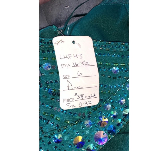 Prom/evening dress - Picture 6 of 7